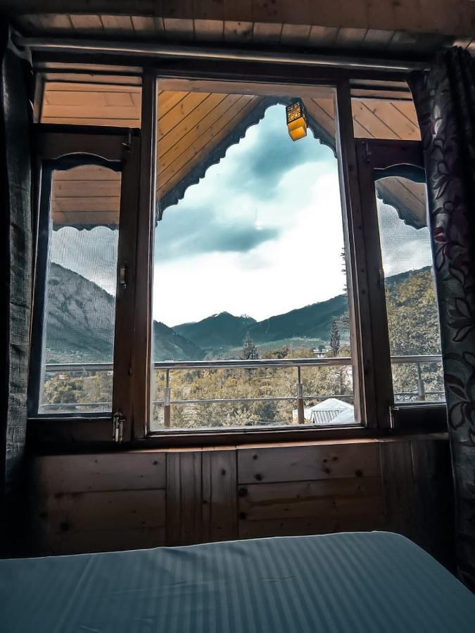 Throttle Shrottle Moto Hostel มะนาลี ภายนอก รูปภาพ