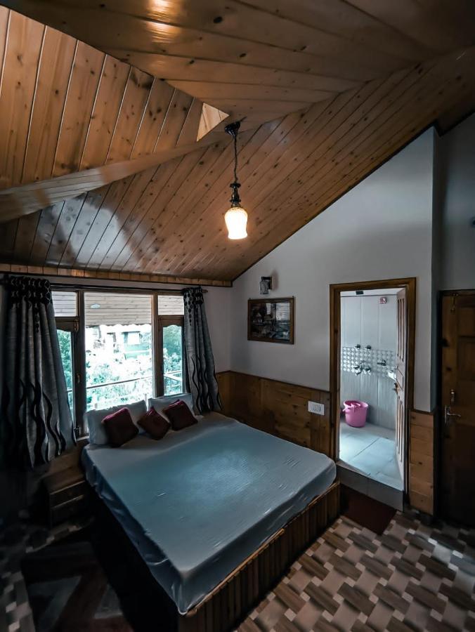 Throttle Shrottle Moto Hostel มะนาลี ภายนอก รูปภาพ