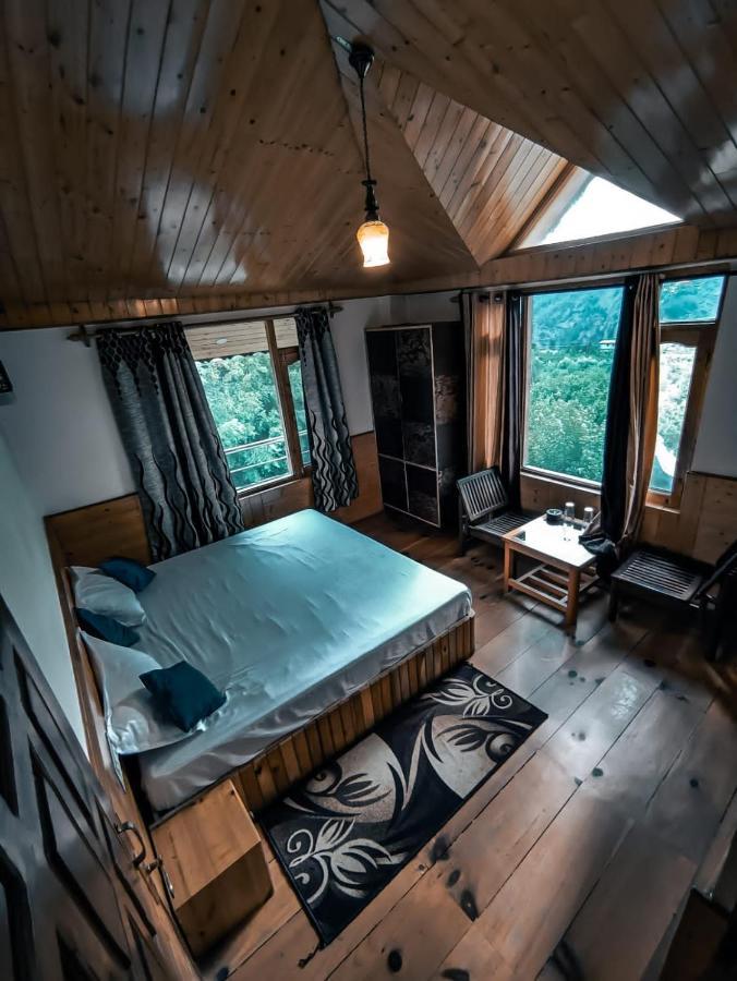 Throttle Shrottle Moto Hostel มะนาลี ภายนอก รูปภาพ