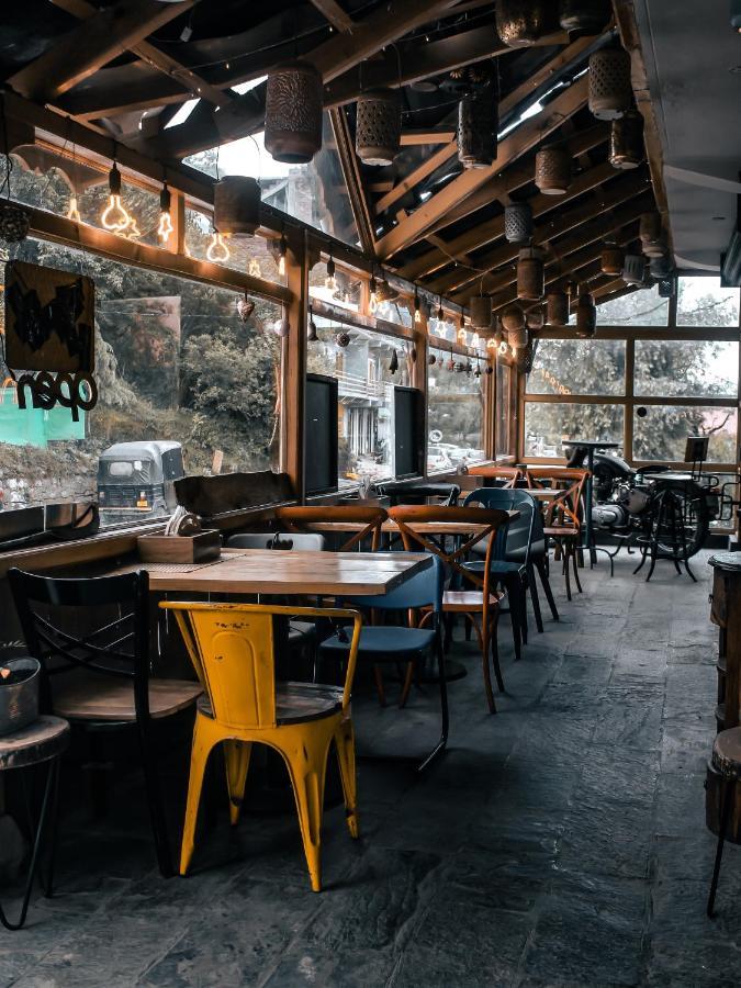 Throttle Shrottle Moto Hostel มะนาลี ภายนอก รูปภาพ